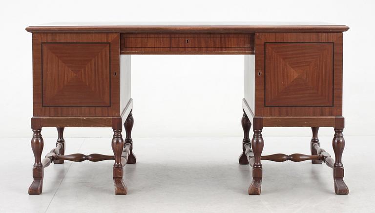 SKRIVBORD, 1920-30-tal.