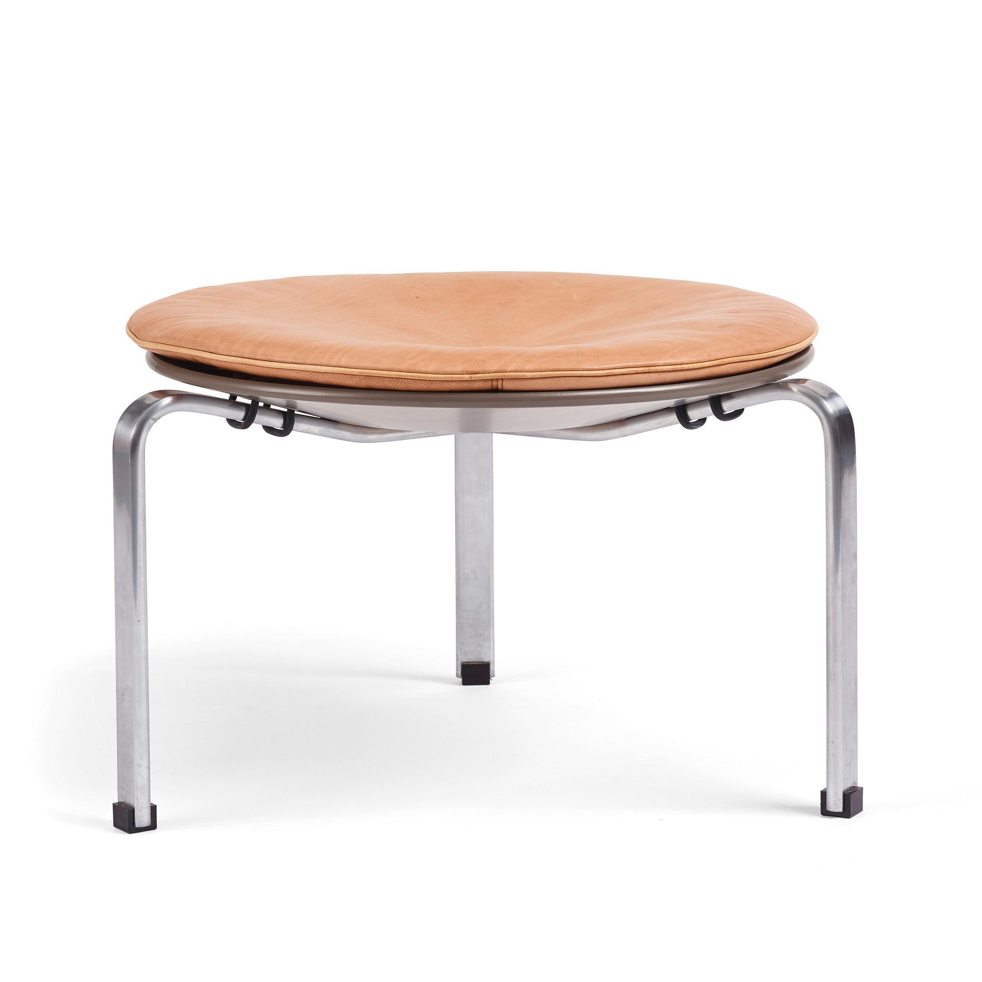 Poul Kjaerholm, pall, "PK 33", Fritz Hansen, Danmark 2008.