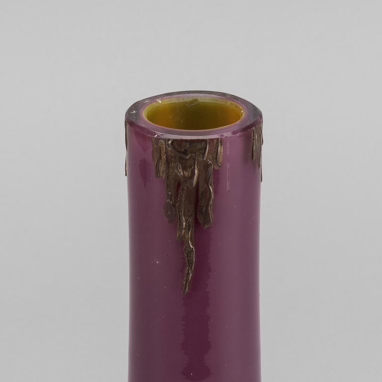 LOETZ, vase Art Nouveau late 19th century glass.