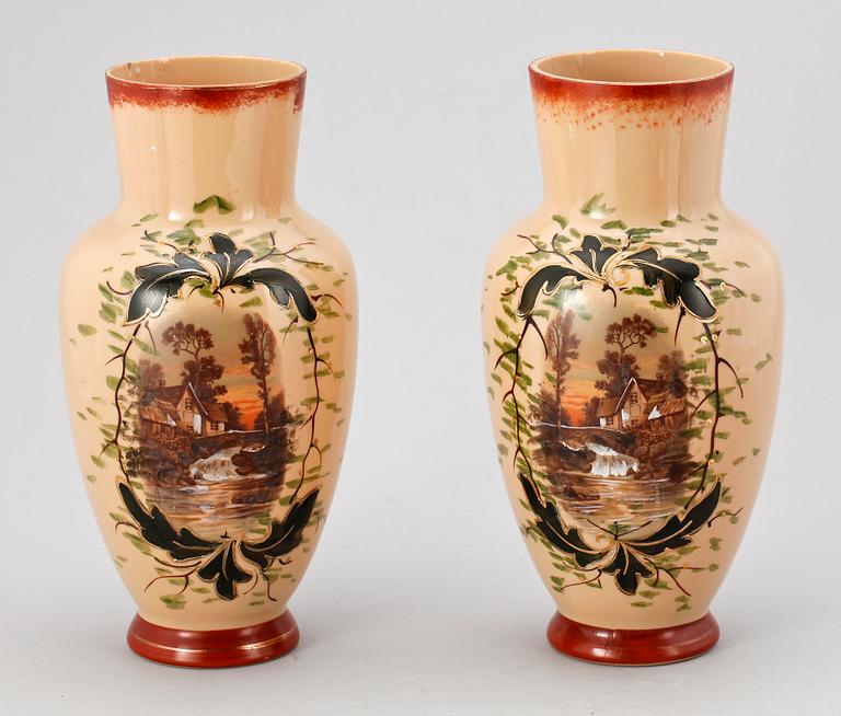 VASER, ett par, glas, 1800/1900-tal.