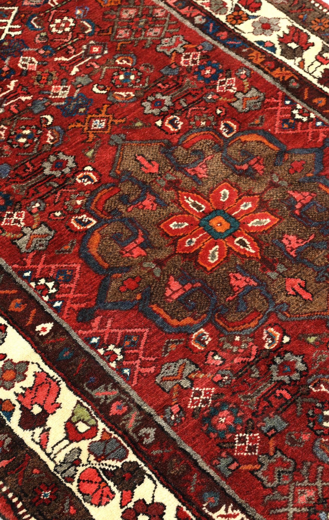 Gallerimatta, Rudbar, ca 302 x 108 cm.