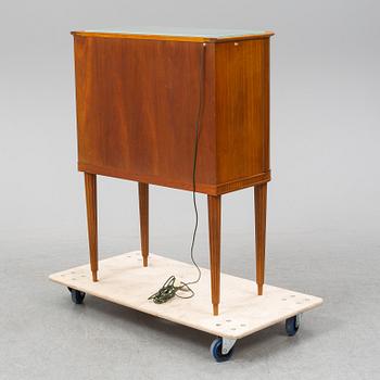 A mahogany Swedish Modern drinks cabinet, AB Förenades Möbler, Linköping, 1940-tal.