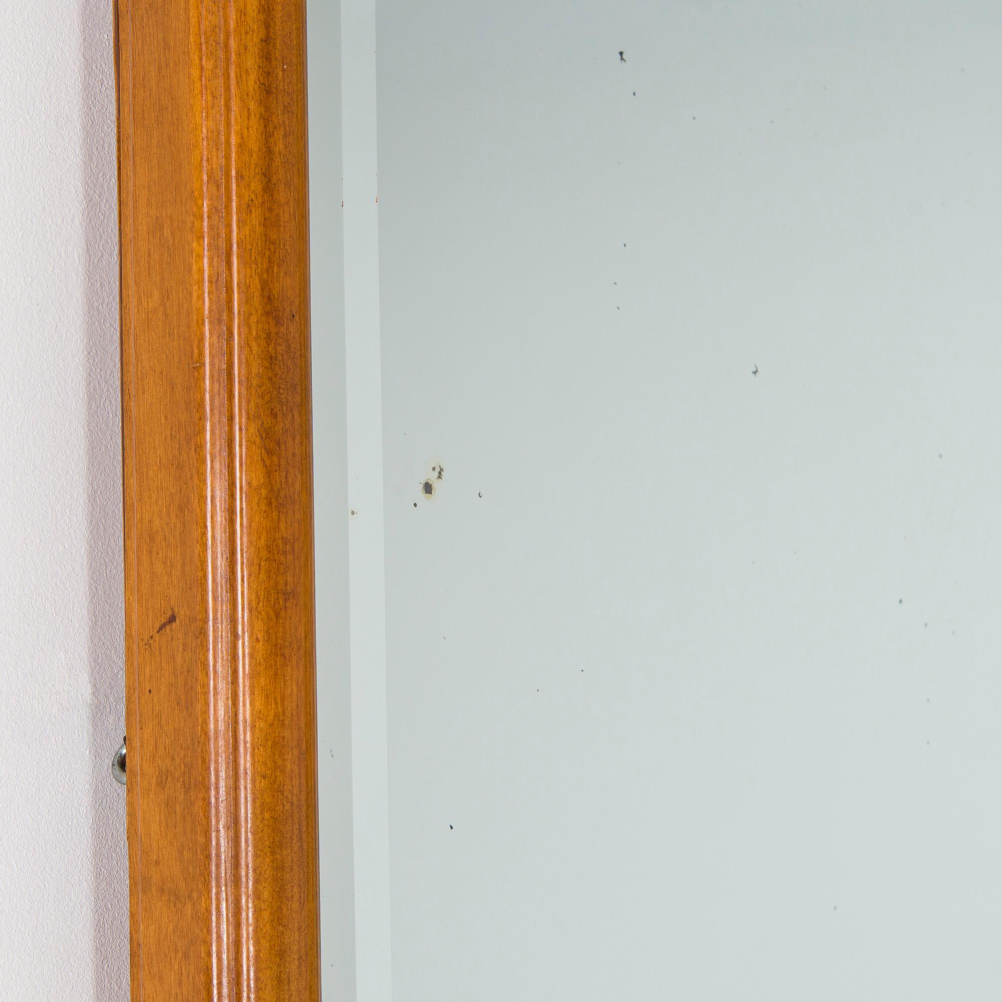 A 1920s/30s mirror.