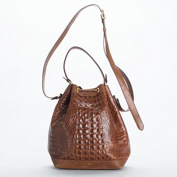 VÄSKA, Etienne Aigner.