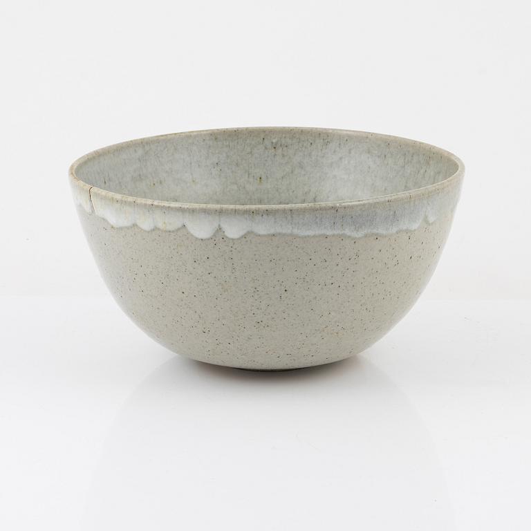 Ulla & Gustav Kraitz, a stoneware bowl, signed.
