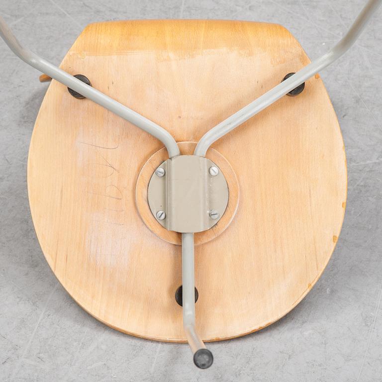 Arne Jacobsen, stol, "Myran", Fritz Hansen, Danmark, tidigt 1950-tal.