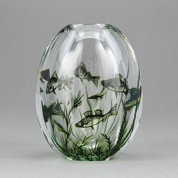 VAS, glas, "Fiskgraal", Edward Hald, Orrefors, signerad.