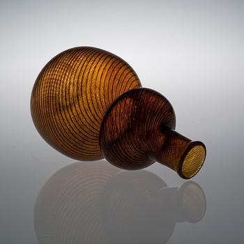 KAJ FRANCK, KONSTGLAS, FLASKA. Notsjö, 1960-/70-tal.