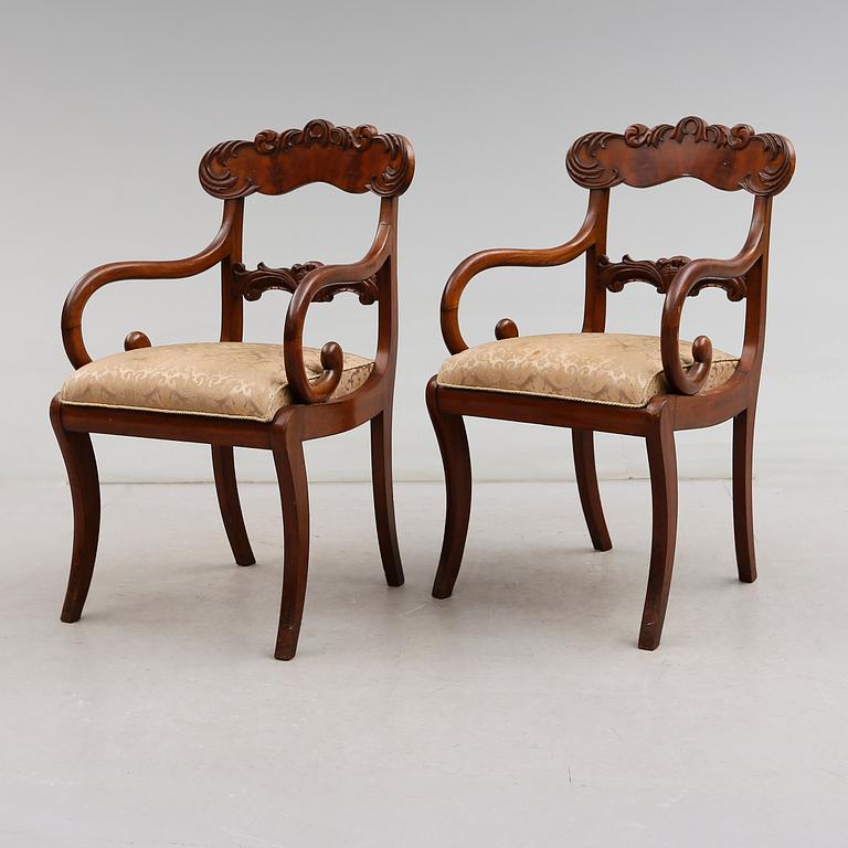 KARMSTOLAR, 1 par, Karl-Johan, 1800-talets mitt.