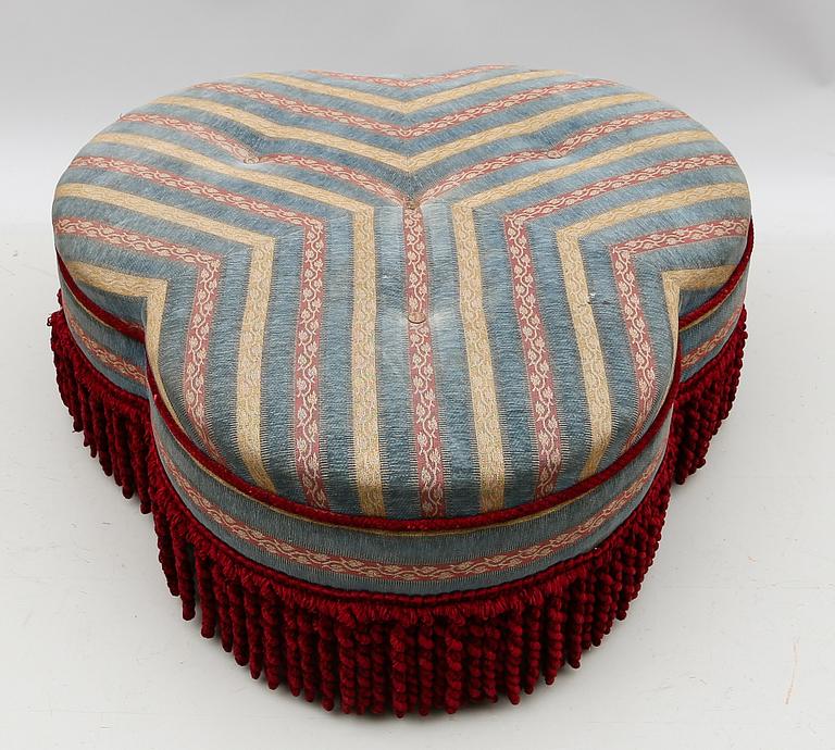 SITTPUFF, 1900-talets första hälft.