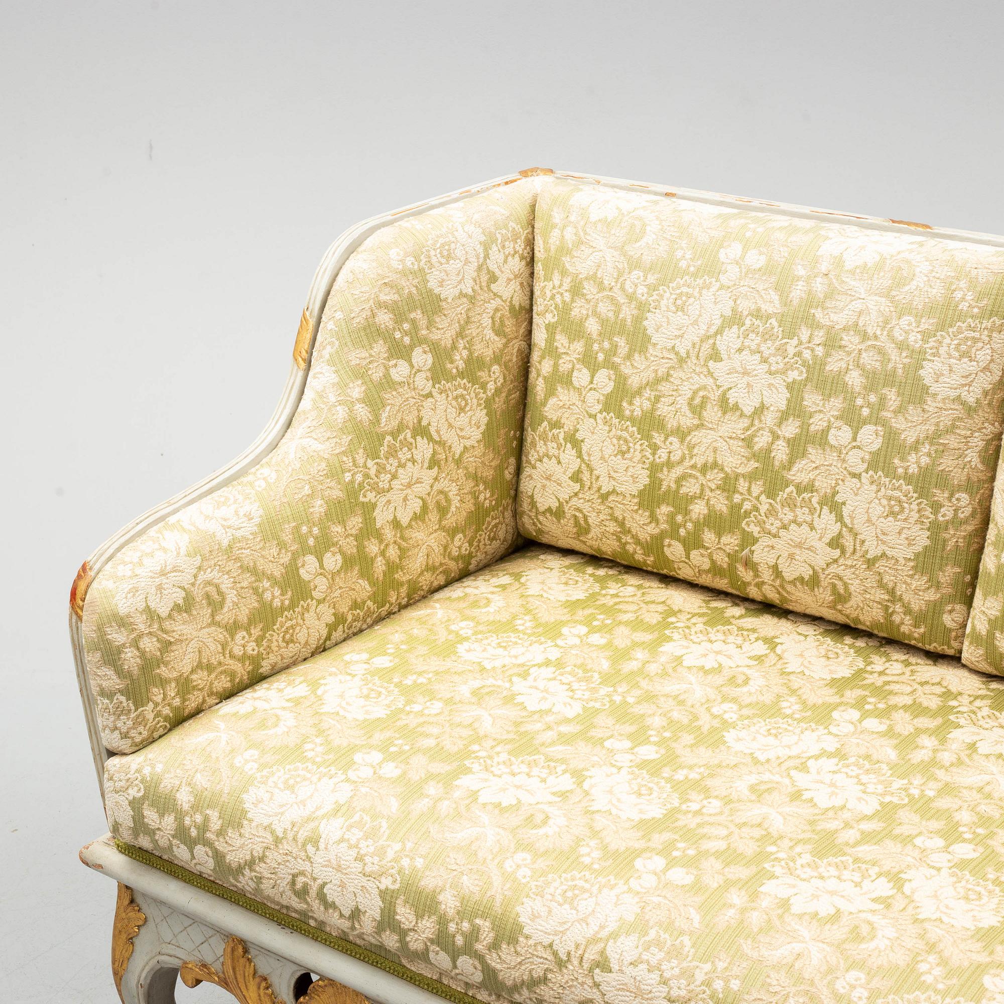 TRÅGSOFFA, rokokostil, 1800-talets slut.