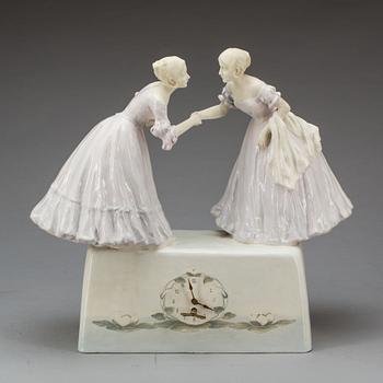 BORDSUR, keramik, a tergo märkt Lenzkirch. Sekelskiftet 1900.