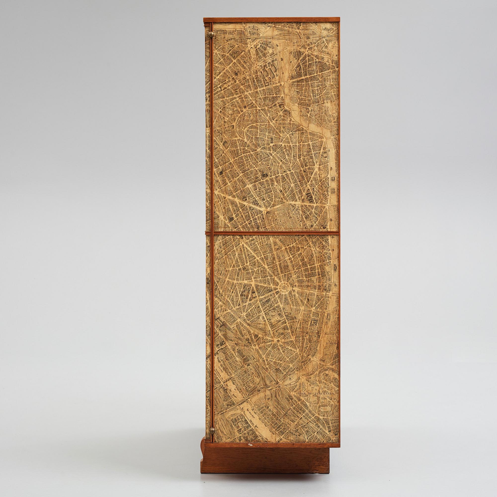 Josef Frank, a cabinet covered with Georges Peltier's 'Plan de Paris à vol d'oiseau', Svenskt Tenn, Stockholm, ca 1937-1943. - Bukowskis Josef Frank, a cabinet covered with Georges Peltier's 'Plan de Paris à vol d'oiseau', Svenskt Tenn, Stockholm, ca 1937-1943. - Bukowskis