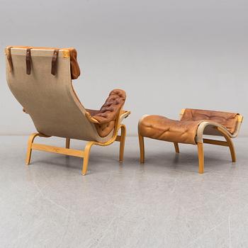 BRUNO MATHSSON, fåtölj med fotpall, "Pernilla", Dux.