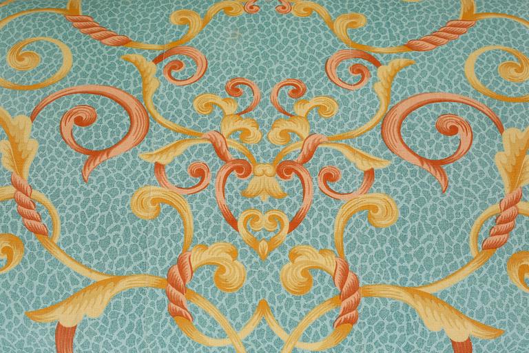 A a makeup table from the first haöf of the 20th century.