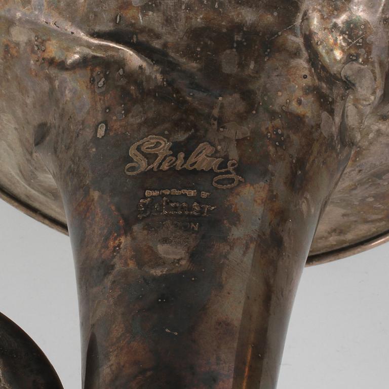 BLÅSINSTRUMENT, 2 st, bl a "Sterling ", Selmer, 1900-tal.