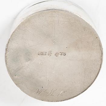 Gustaf Folcker, A pair of Swedish silver boxes, mark of Gustaf Folcker, Stockholm 1825.