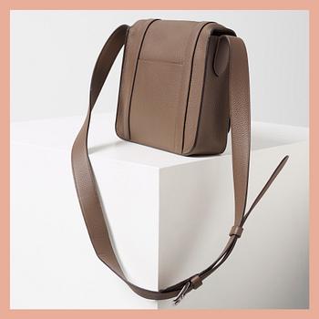 VÄSKA, "Steve" Hermès.