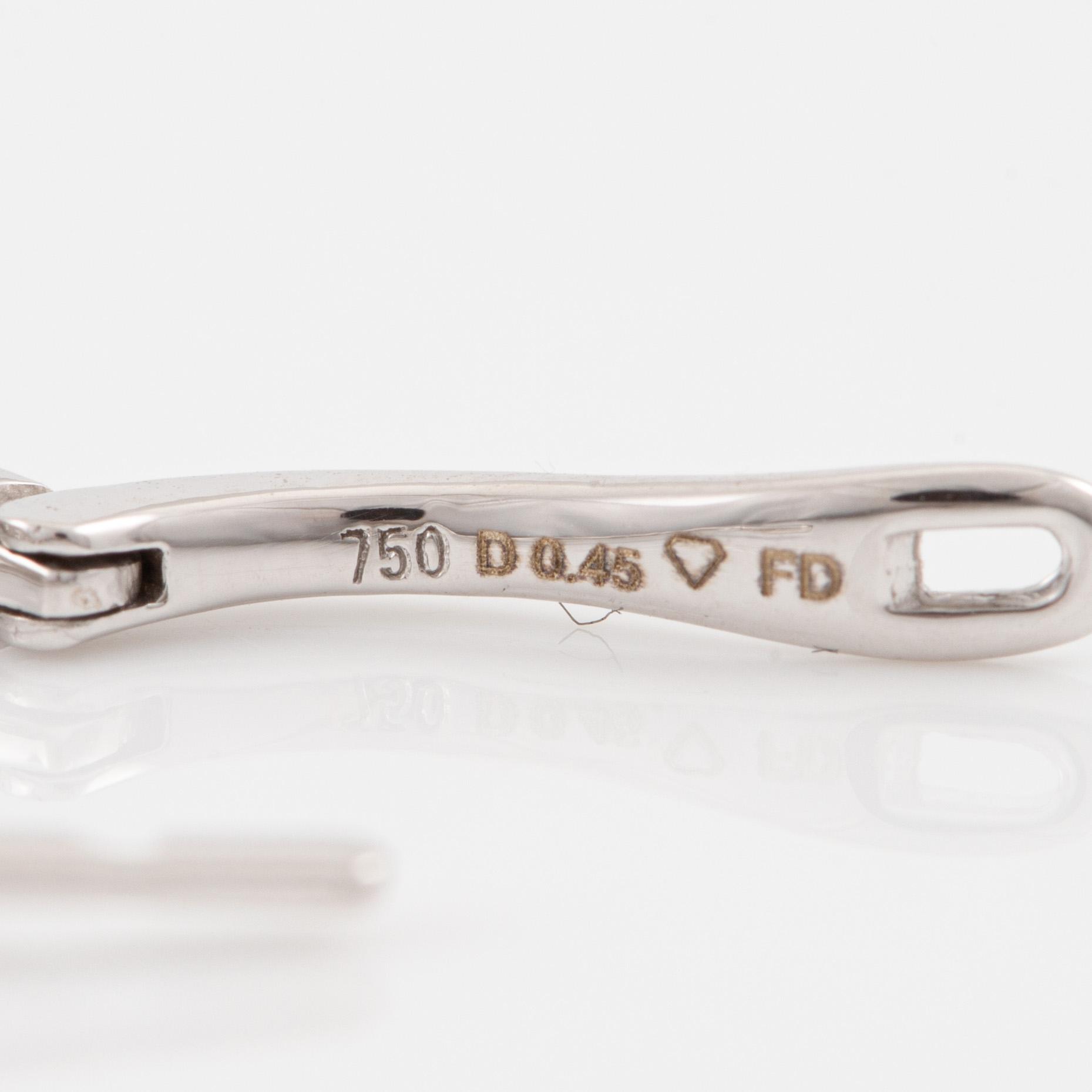 Earrings, 18K white gold set with brilliant-cut diamonds.