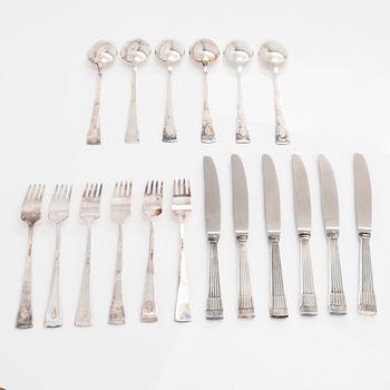 Mauno Honkanen, an 18-piece set of 'Tähkä' silver cutlery, Tillander Helsinki 1967-72.