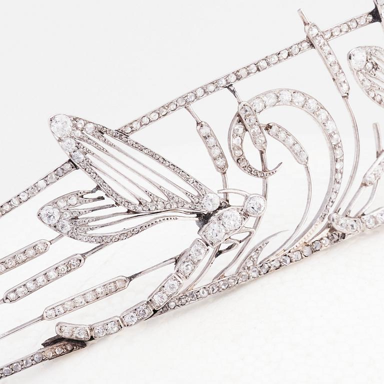 An important Boucheron dragonfly tiara, 1909, platinum set with diamonds.