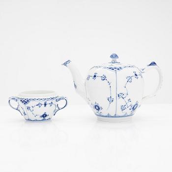 Royal Copenhagen, A 11- piece porcelain tea service 'Musselmalet'.