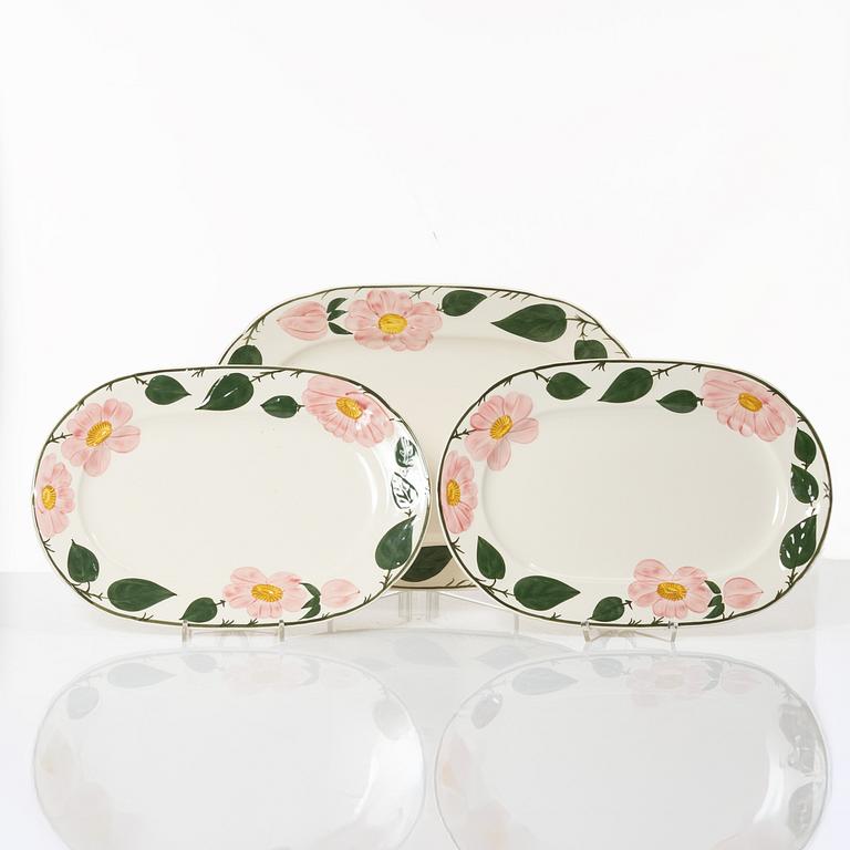 A 110-piece 'Wild rose' porcelain tea and dinner service, Villeroy & Boch, Germany.