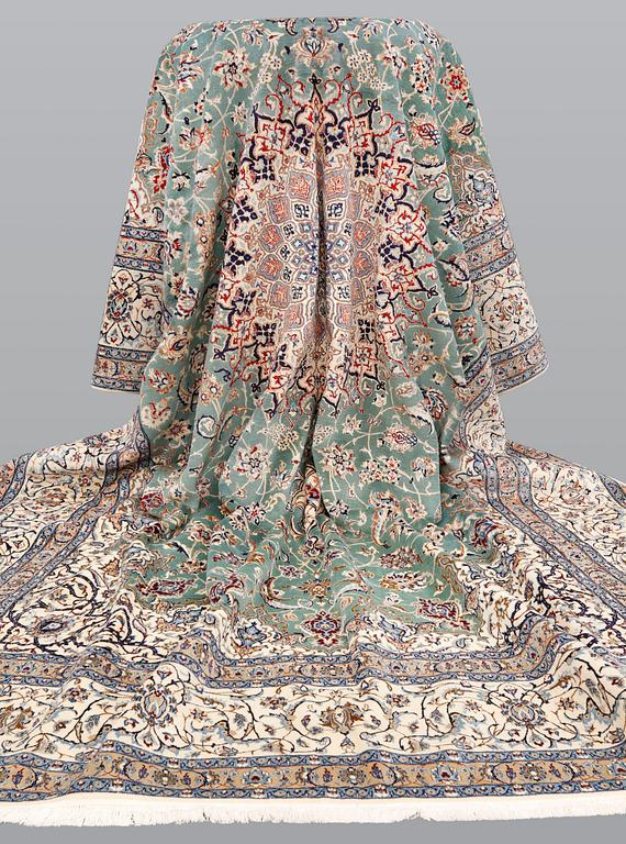 Matta, Nain, part silk, s.k. 6LAA, ca 408 x 305 cm.