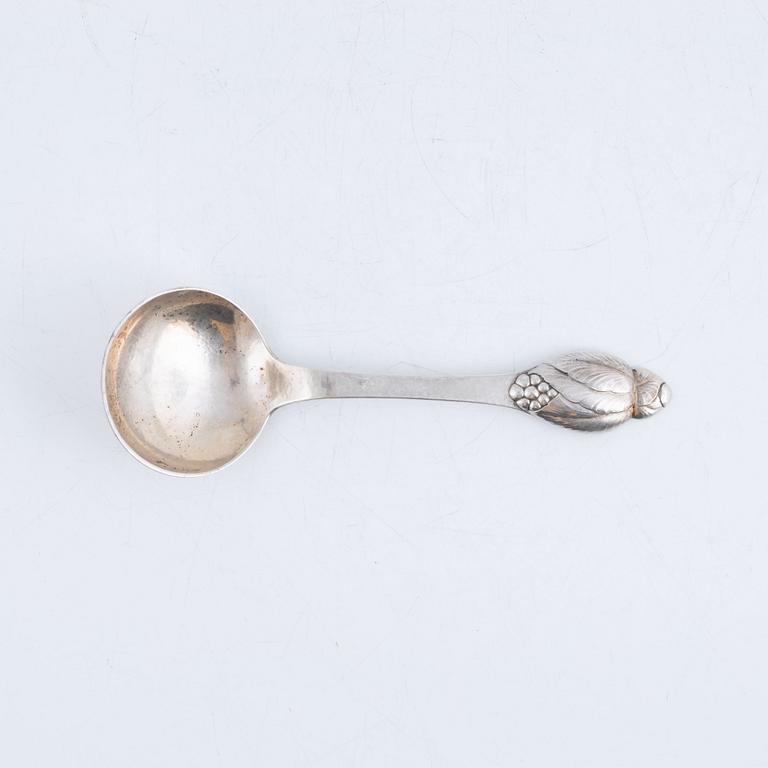 Evald Nielsen, serving spatula, silver, Denmark 1920s.