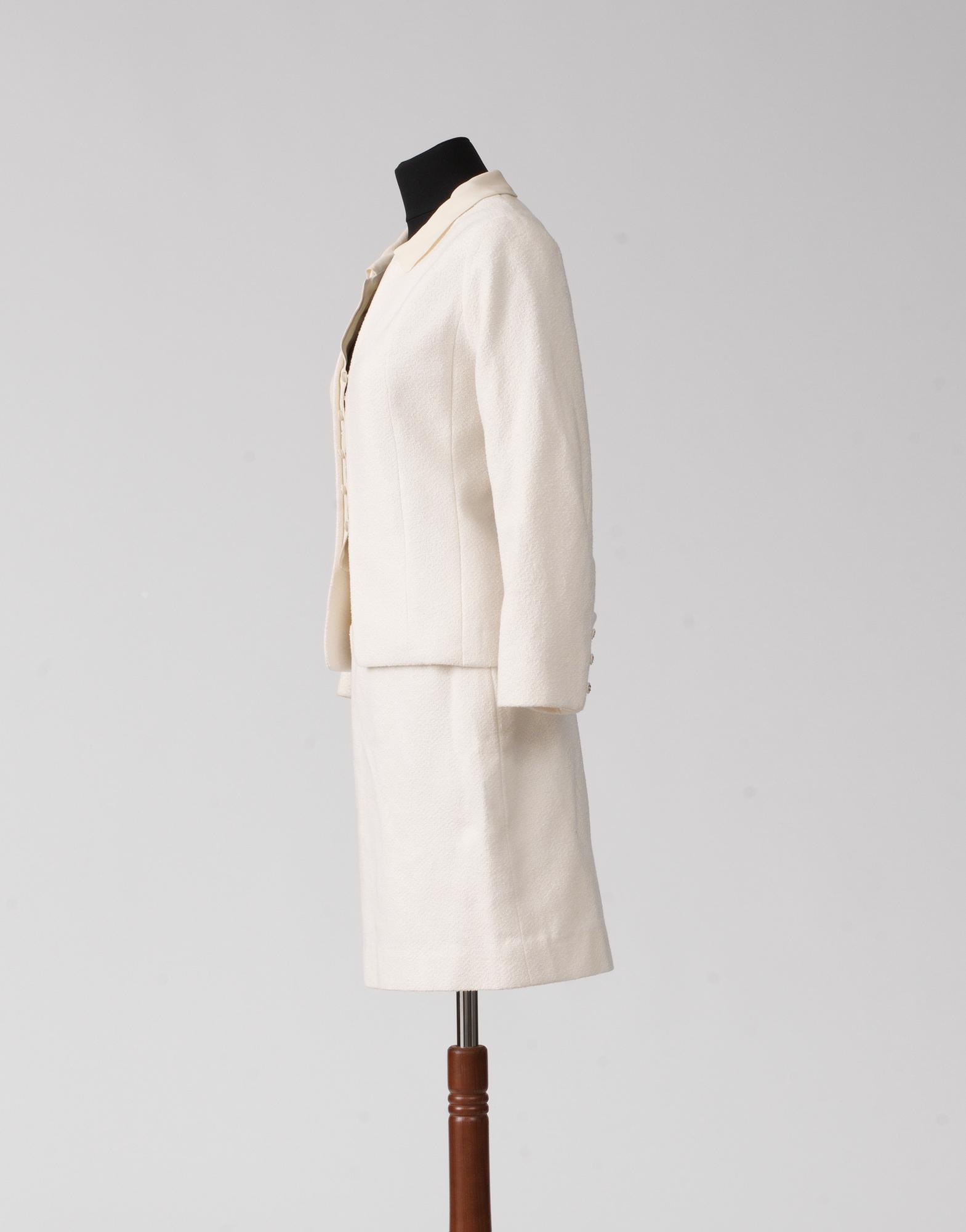 DRÄKT, Chanel.