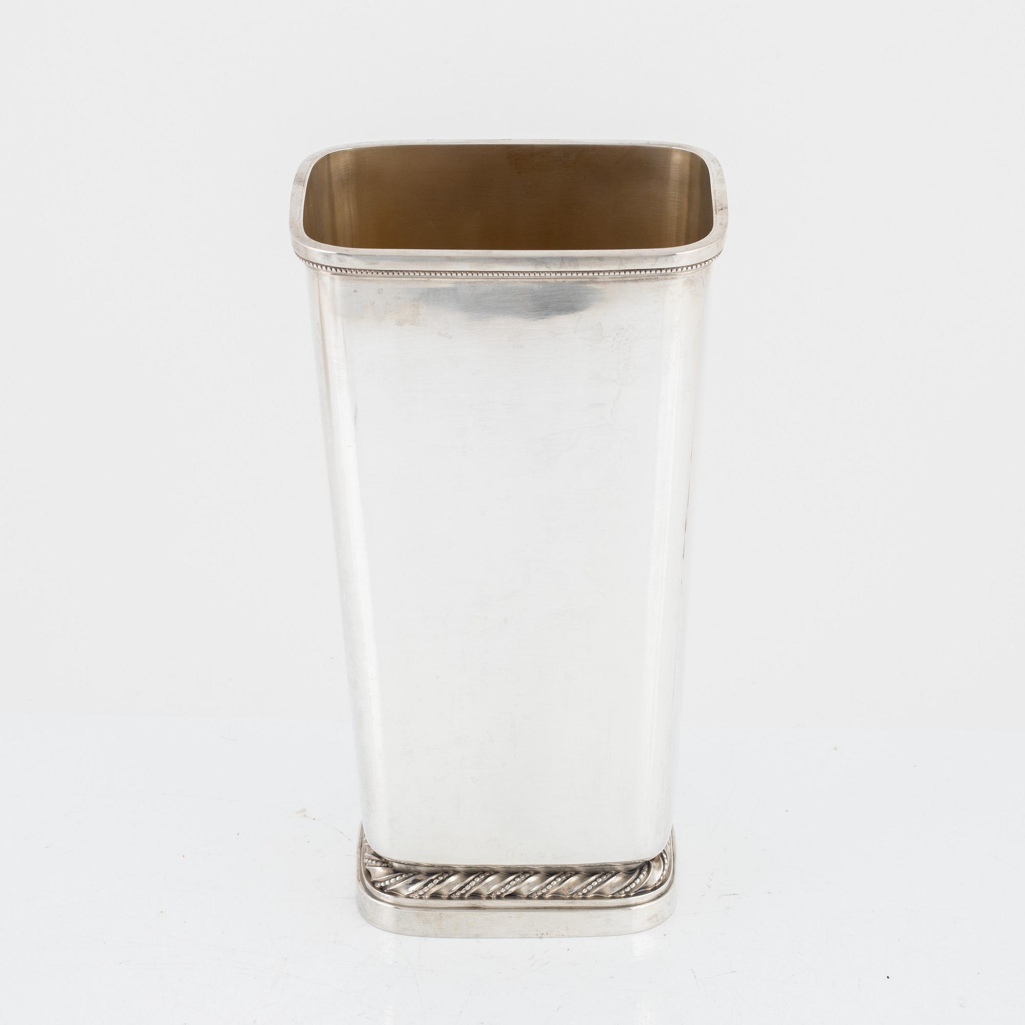 Atelier Borgila, a sterling silver vase, Stockholm 1965.
