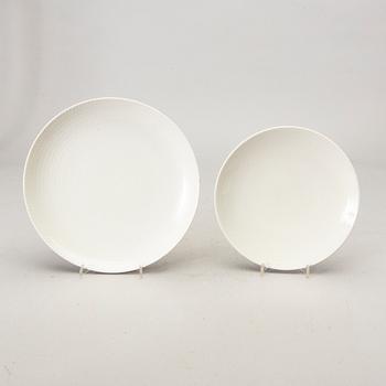 A 22 pcs Hertha Bengtsson Blå eld dinner service.