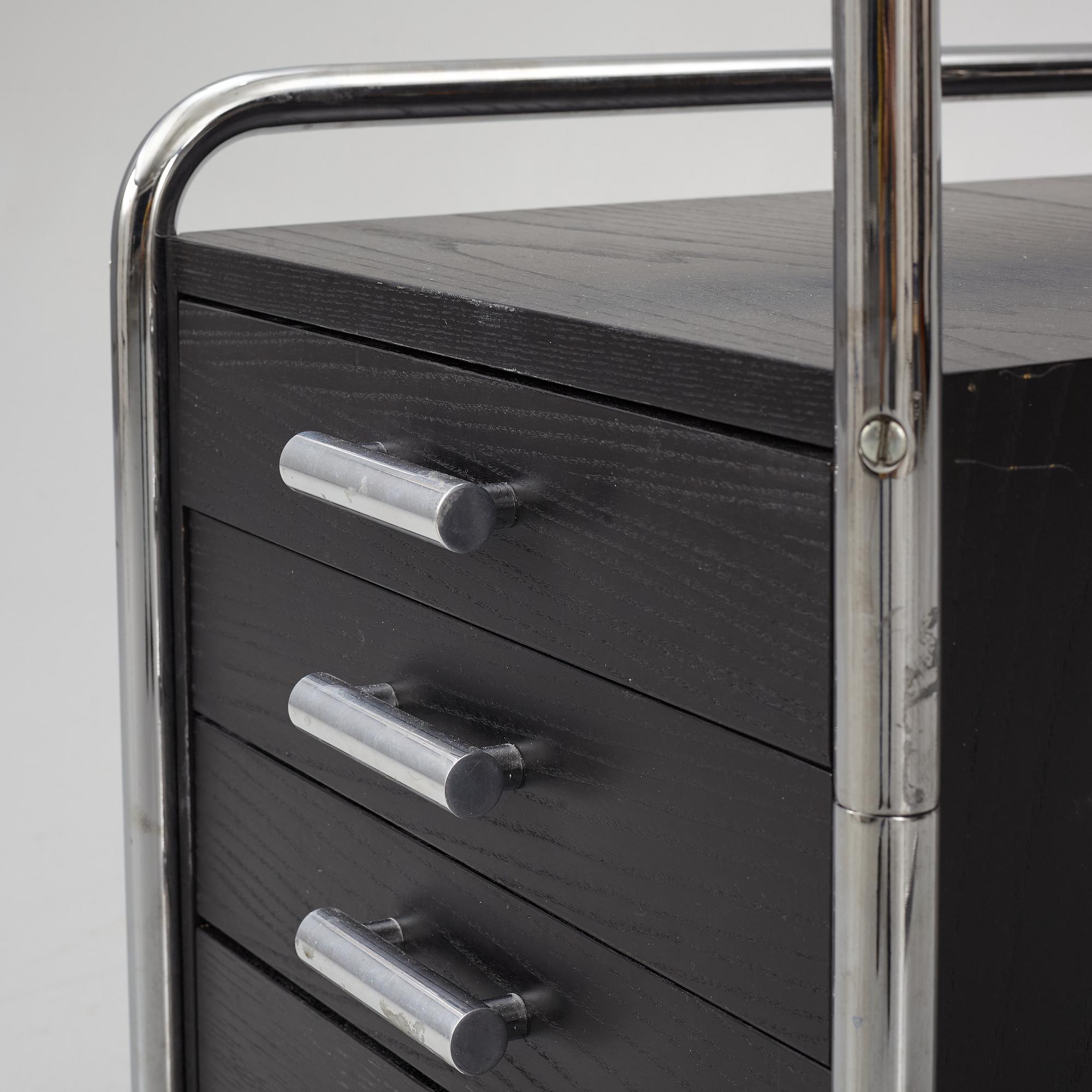 A model S285/1, Thonet.