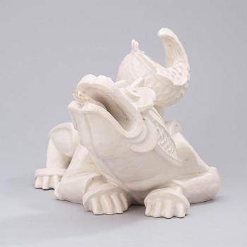 A Wilhelm Kåge stoneware figure of a dragon, Gustavsberg 1938.