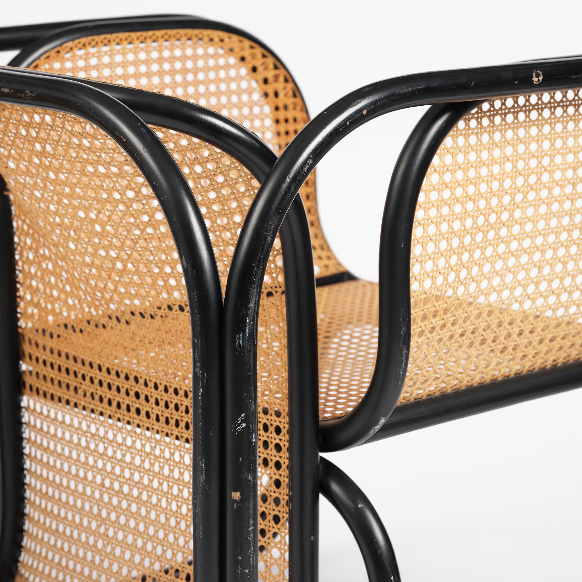 Jan Bocan, fåtöljer, ett par, Thonet, utförda för Tjeckoslovakiska ambassaden, Stockholm, 1972.