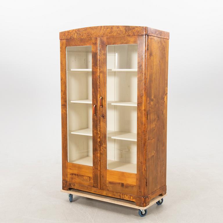 Display cabinet, first half of the 20th century.