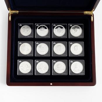 24 silver medals, 'Konungaätten Bernadotte', Mynthuset Sverige.