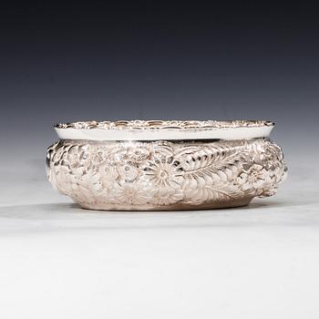 FLASKUNDERLAG, 925 silver. USA tidigt 1900-tal. Vikt 136 g.