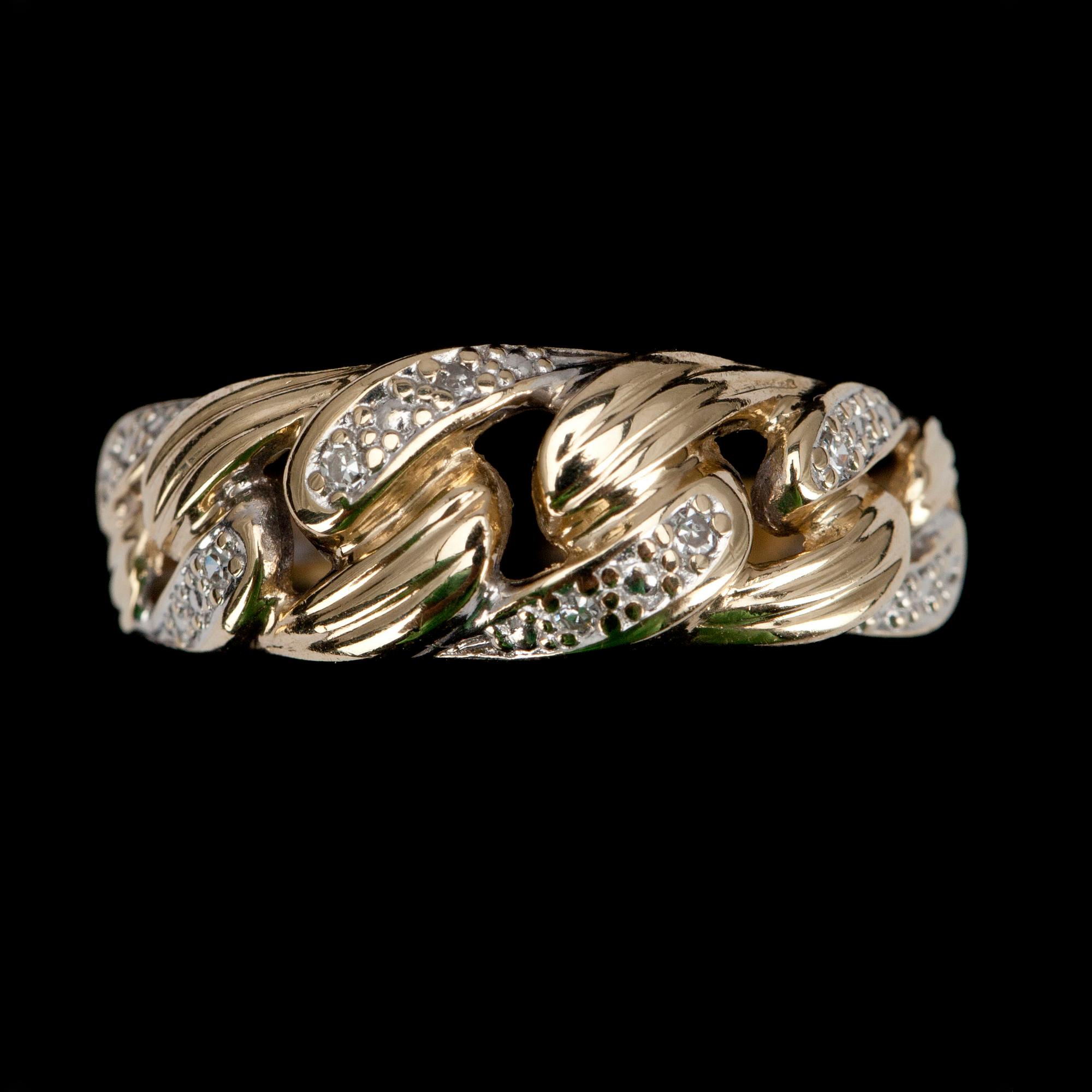 RING, guld 14K, 6 små diamanter, finska stämplar. 1900-talets slut. Vikt 3,5 g.