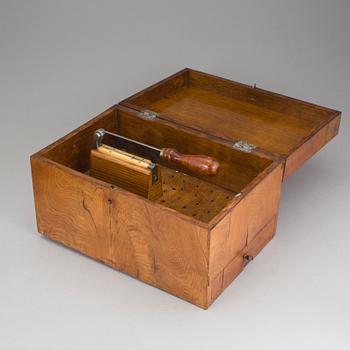 SKRIN, 2 st, sent 1800-tal.