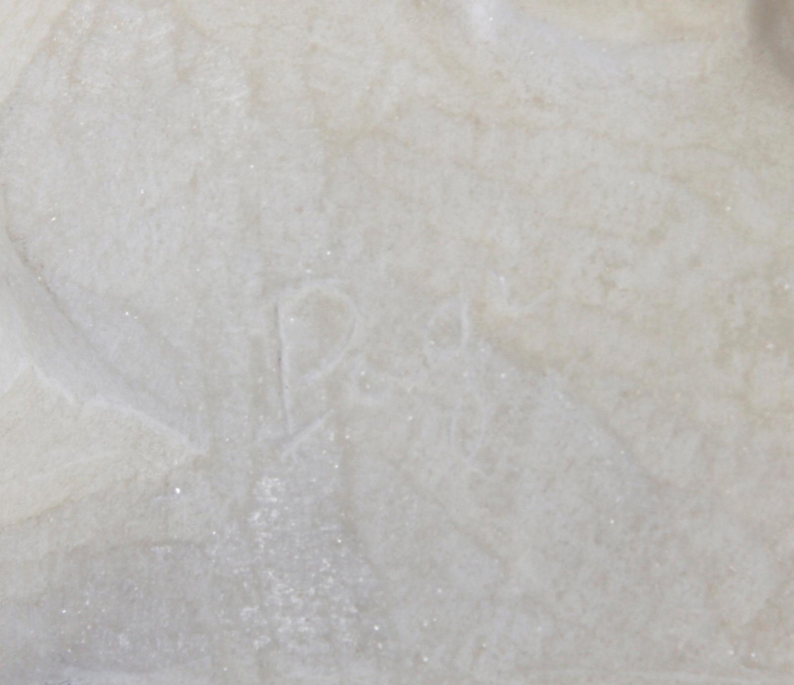 SKULPTUR, alabaster, bär sign Pugi(?).