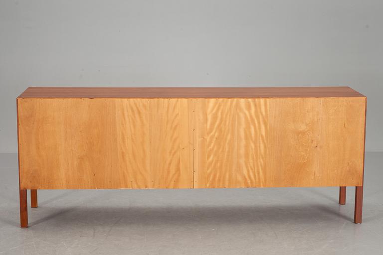 SIDEBOARD, Bertil Fridhagen, Bodafors, 1960-tal.