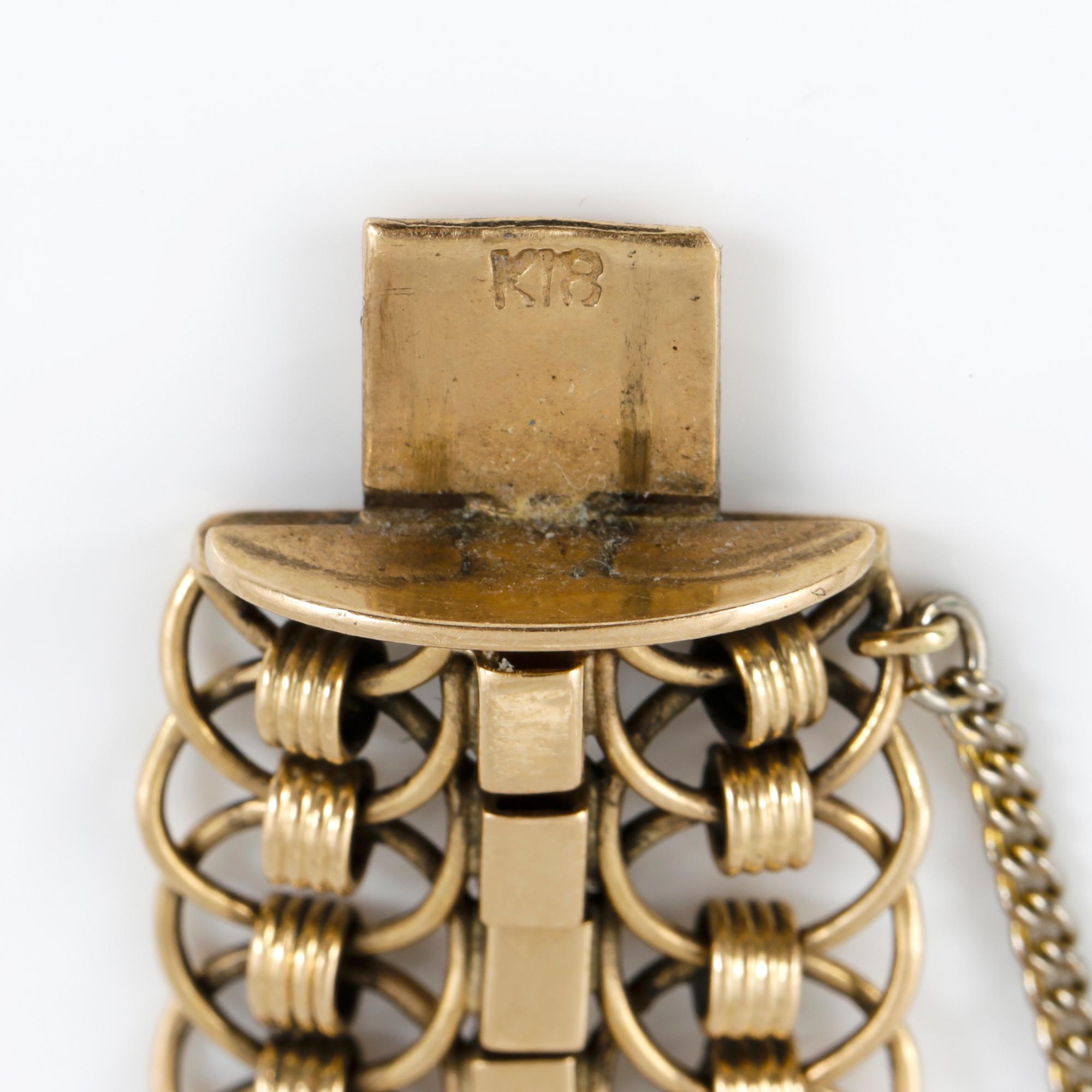 ARMBAND, guld 18K, stämplad karathalt, 1900-tal. Vikt ca 30,5 gram.