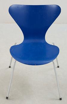 STOL, "Sjuan", Arne Jacobsen, Fritz Hansen, formgiven 1955.
