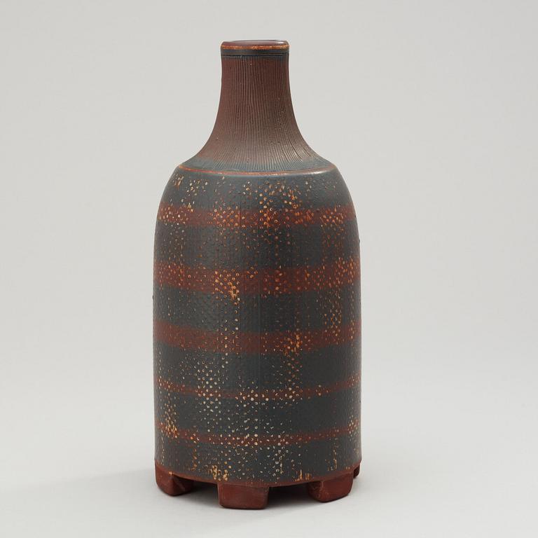 A Wilhelm Kåge 'Farsta' stoneware vase, Gustavsberg studio 1956.