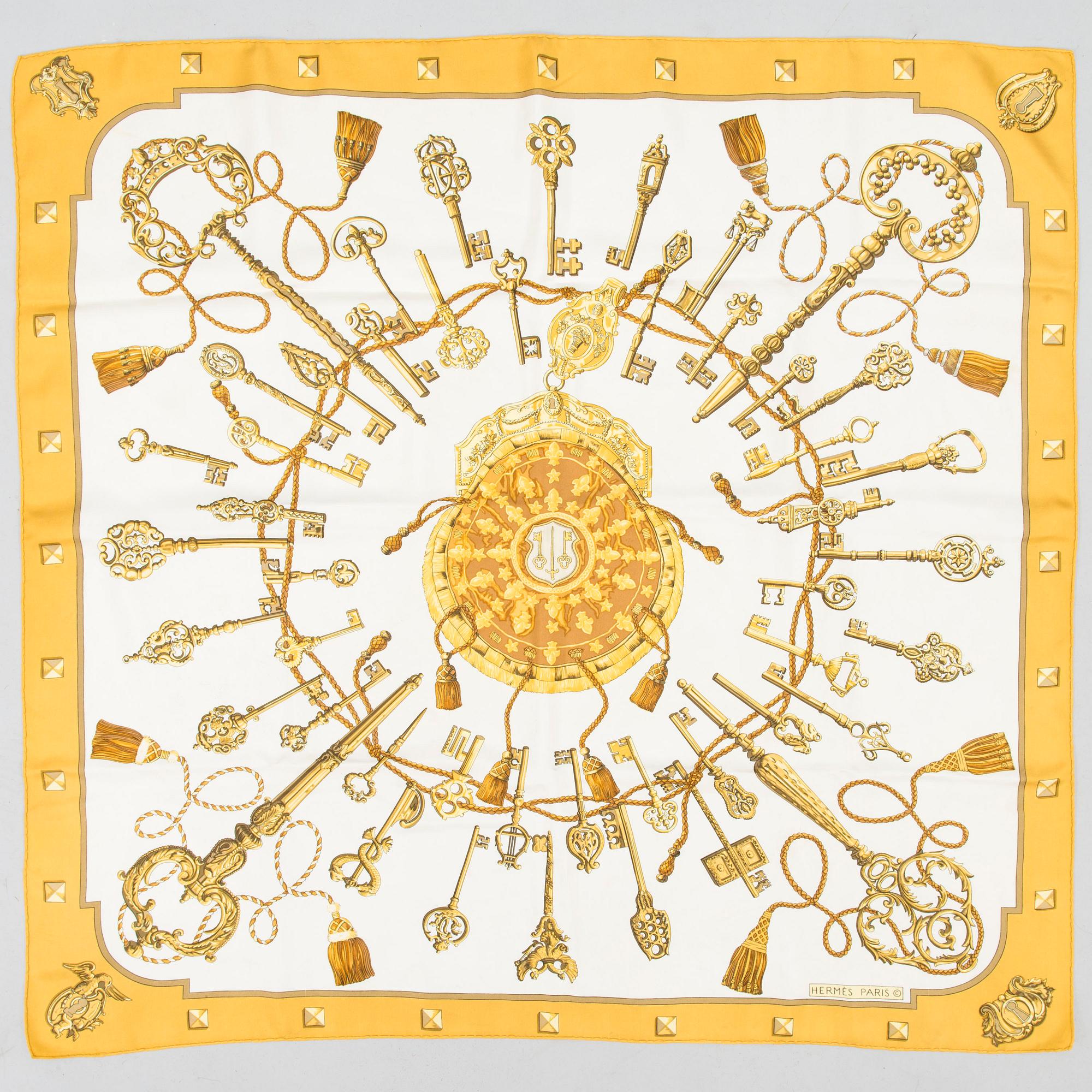 HERMÈS, SCARFAR, 2 st, "Projets Carrés" och "Les Clés".