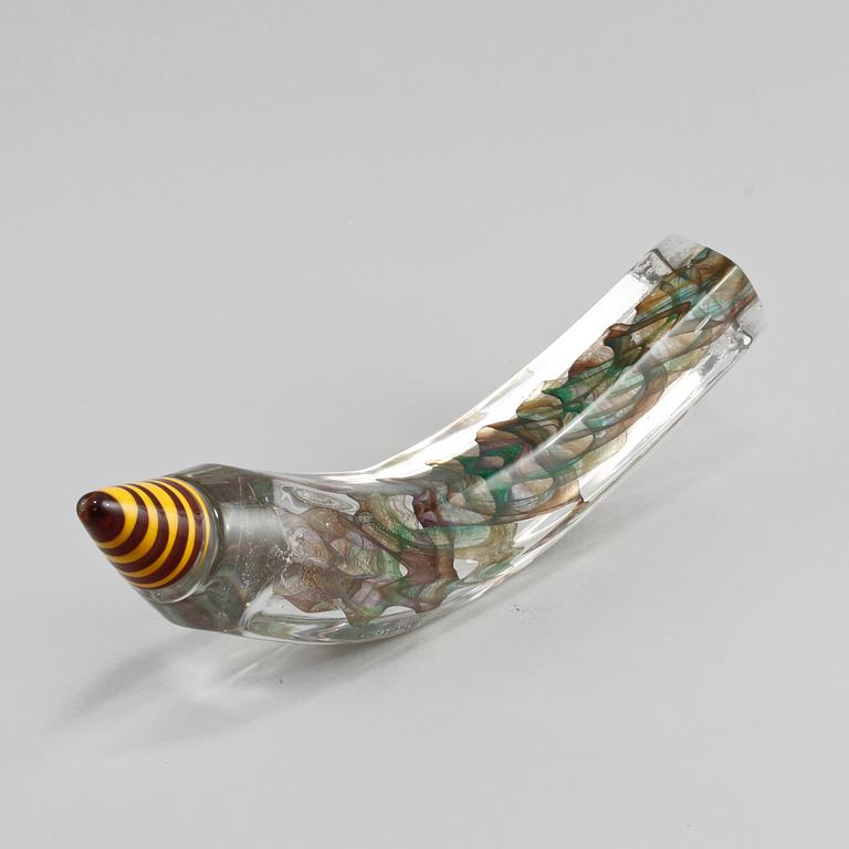 KJELL ENGMAN, skulptur, glas, Kosta Boda, signerad samt numrerad edition nr: 16.