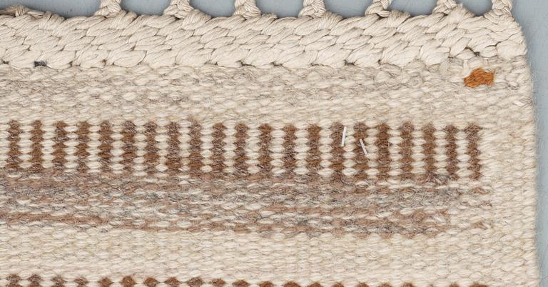 RUNNER. "Randig med tvist, grå". Flat weave (Rölakan). 266,5 x 91 cm. Signerad AB MMF BN.