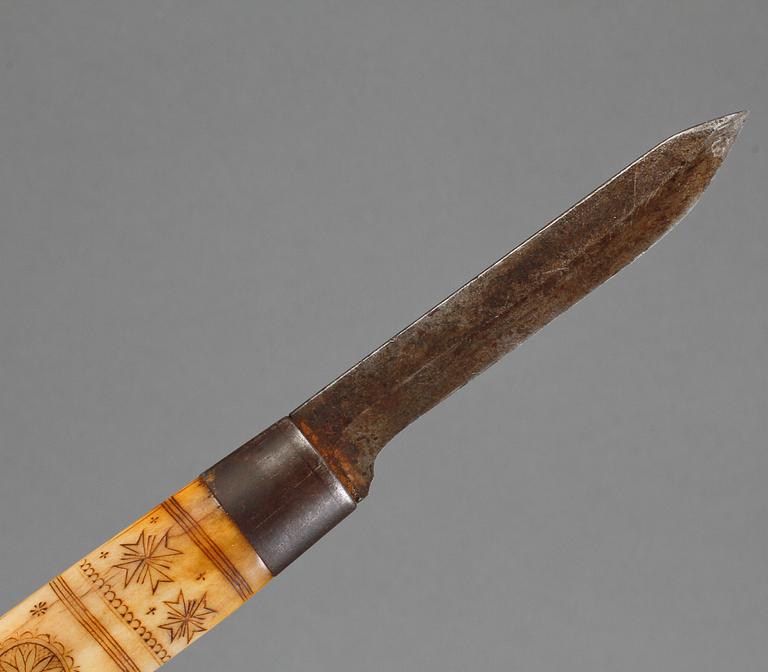 SAMEKNIV, tillskriven Jon Pålsson Fankki (1880-1961), Kaitum, signerad JPF och daterad 1907.