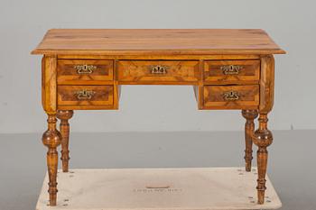 SKRIVBORD, nyrenässans, omkring 1900.